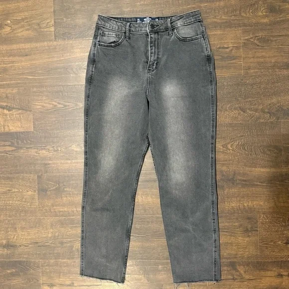 Hollister Ultra High Rise Mom Jeans Faded Black Vintage Stretch Size 7R 7 - Picture 2 of 6